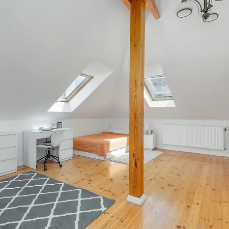 Rodzinny Apartament Na Placu Ratuszowym W Kolobrzegu By Renters * Kołobrzeg
